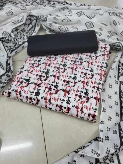 জয়পুরি আরি থ্রিপিস